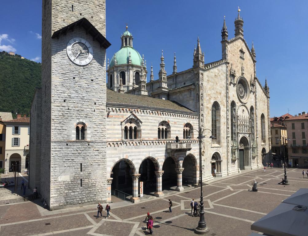 Ancient Courtyard Bonanomi In Como Historic Centre 외부 사진